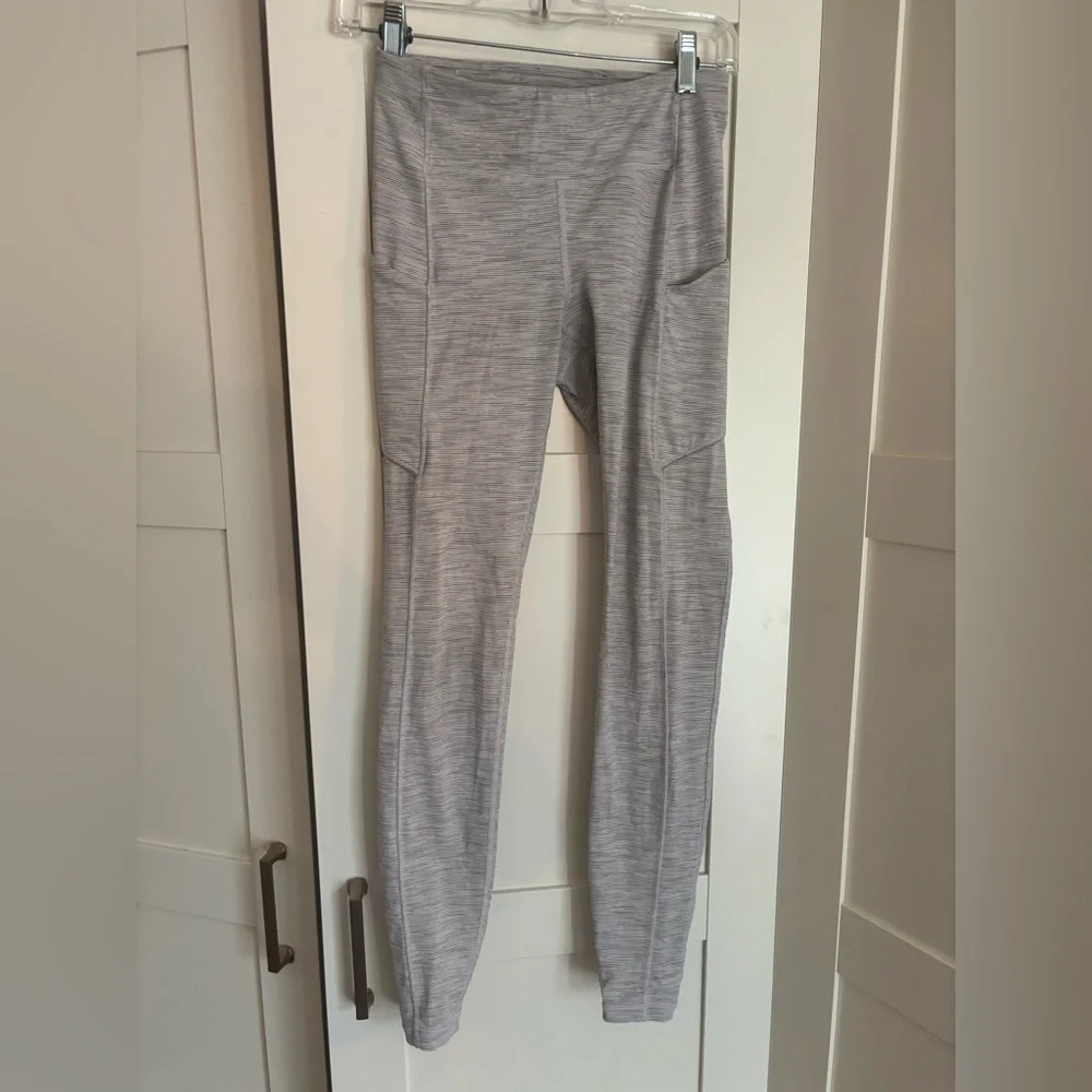Lululemon Speed Up Tight Heather Gray Leggings Pockets Size 4 Athletic Run Gym